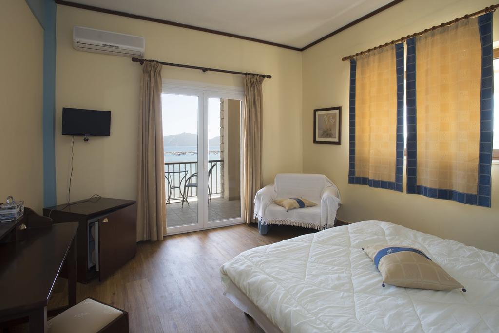 Methoni Beach Hotel エクステリア 写真