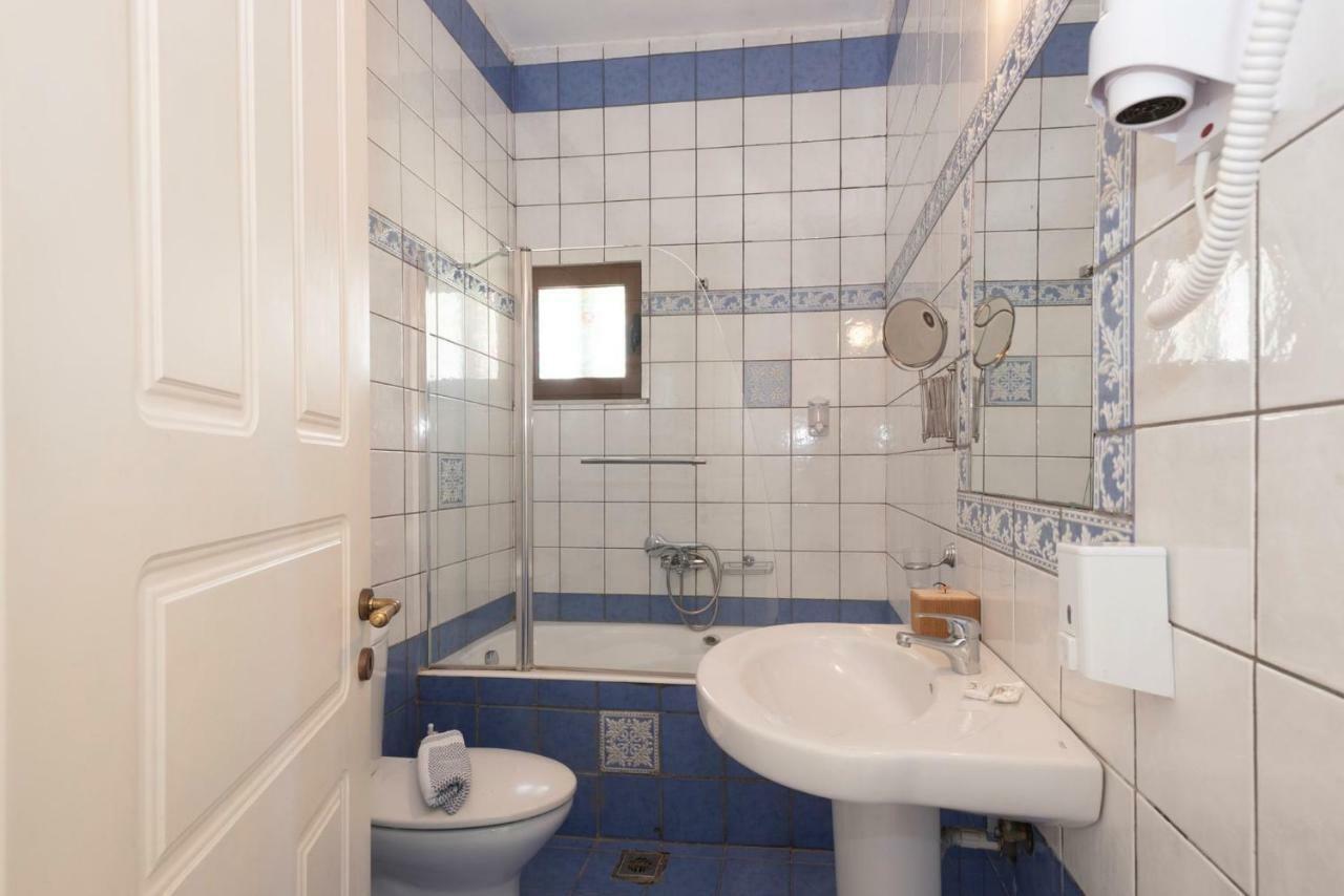 Methoni Beach Hotel エクステリア 写真