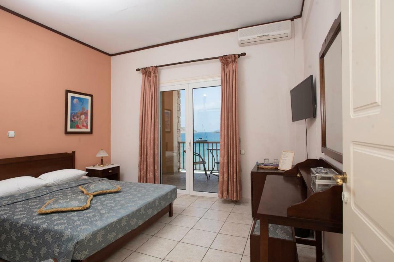 Methoni Beach Hotel エクステリア 写真