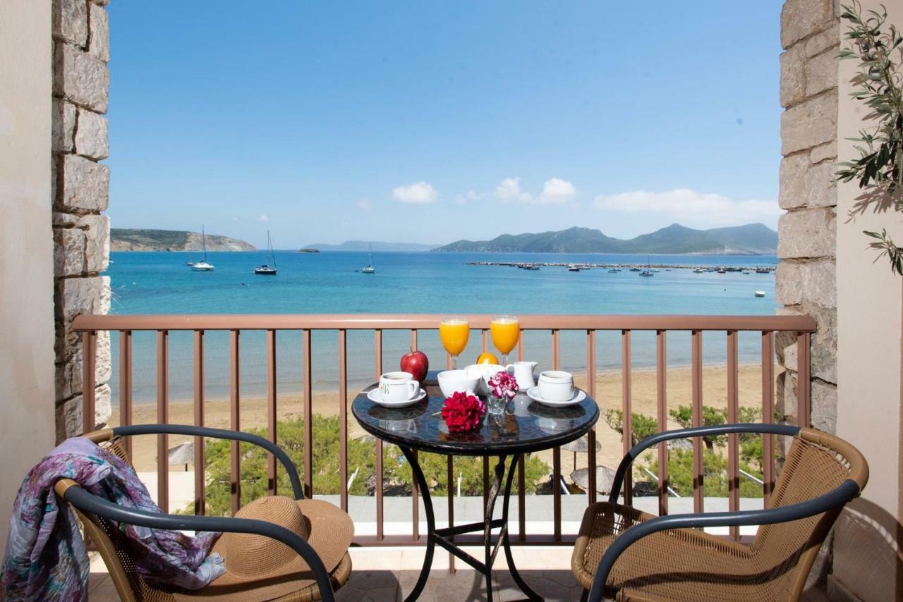 Methoni Beach Hotel エクステリア 写真